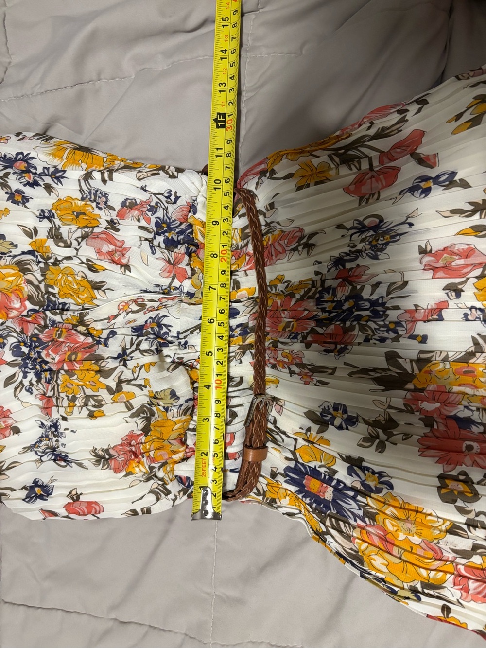 Sleeveless Floral V-Neck Pleated Dress in Cream and Yellow with removable belt - Picture 11 of 11